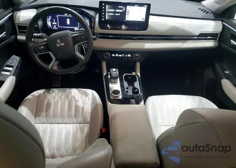 2025 Mitsubishi Outlander Sel from USA, damaged, VIN JA4J3WA84SZ021753